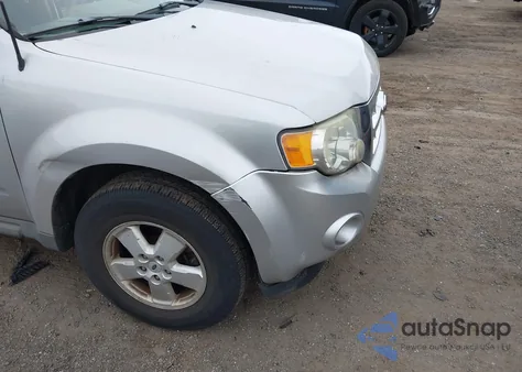 2009 Ford Escape Xlt из США, поврежденный, VIN 1FMCU93709KB63517